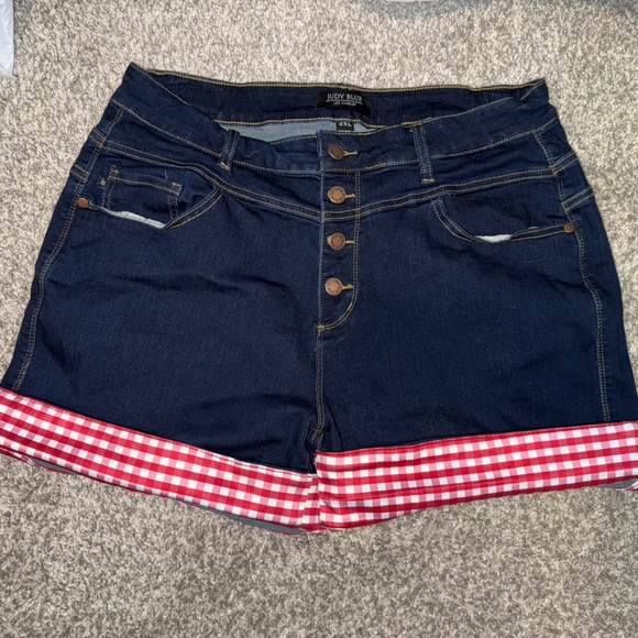 Judy Blue shorts 2XL - Picture 1 of 4